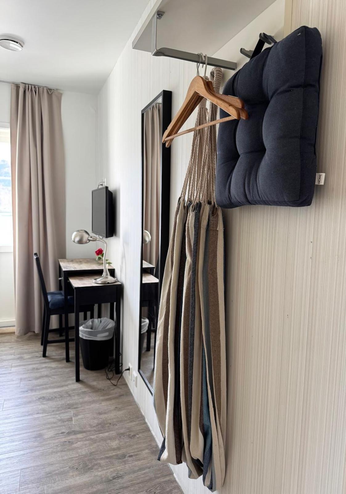 Jibben Hotell Maloy Exteriér fotografie