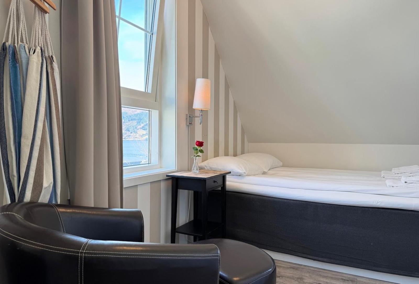 Jibben Hotell Maloy Exteriér fotografie